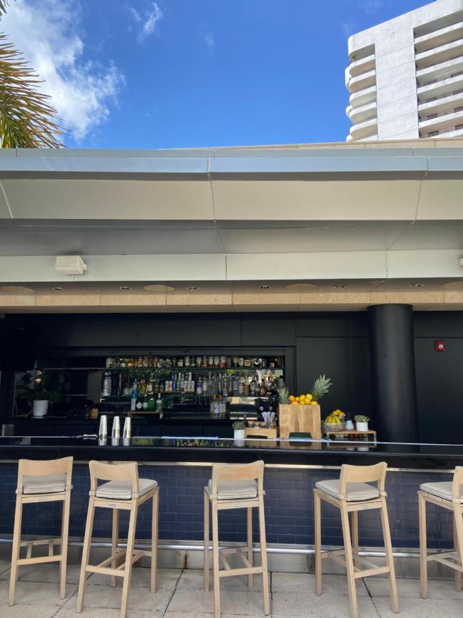 Four Seasons Hotel Miami - Luxury Private Residences Extérieur photo